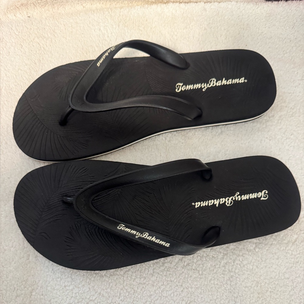 Tommy Bahama Classic Black Sandals